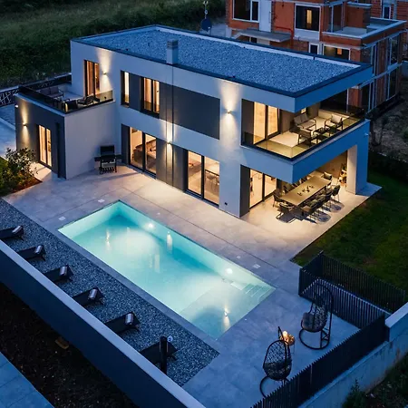 Villa Delecto By Interhome *