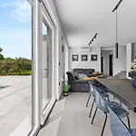 Villa Delecto By Interhome Pula