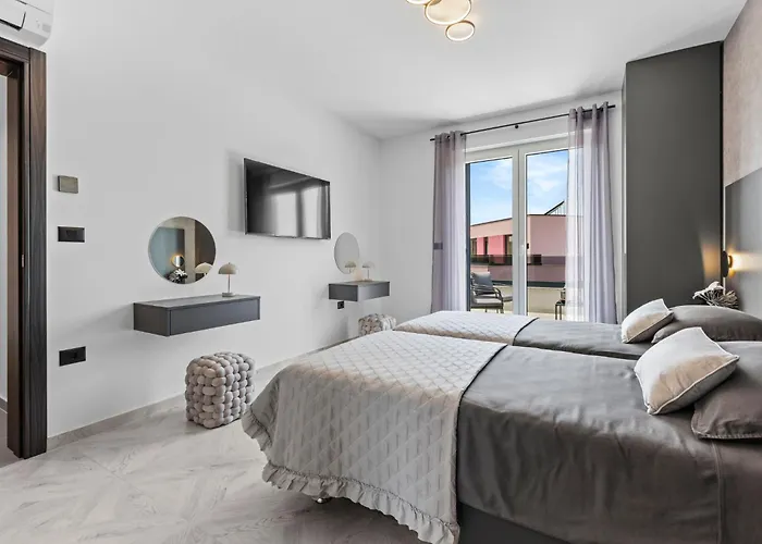 Villa Delecto By Interhome