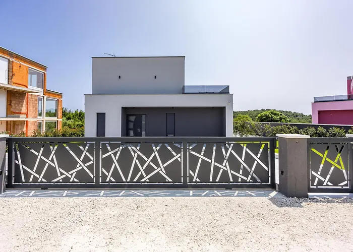 Villa Delecto By Interhome *