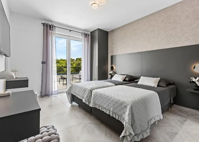 Villa Delecto By Interhome